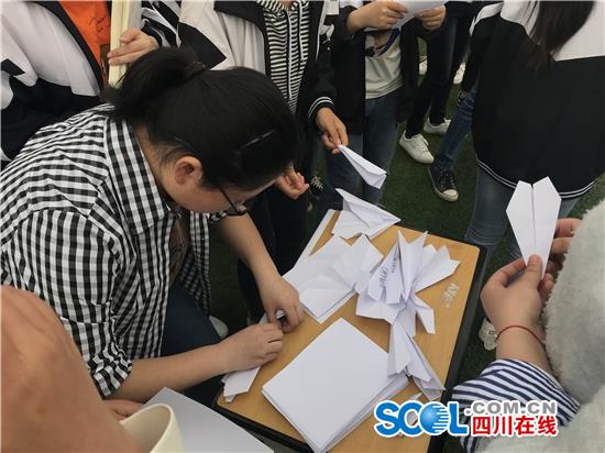 ���ٶ�ְ�о����䰮�������ذ����� ��������֪